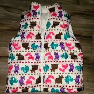 MEDIUM girls reversible zip up puffer vest with pockets